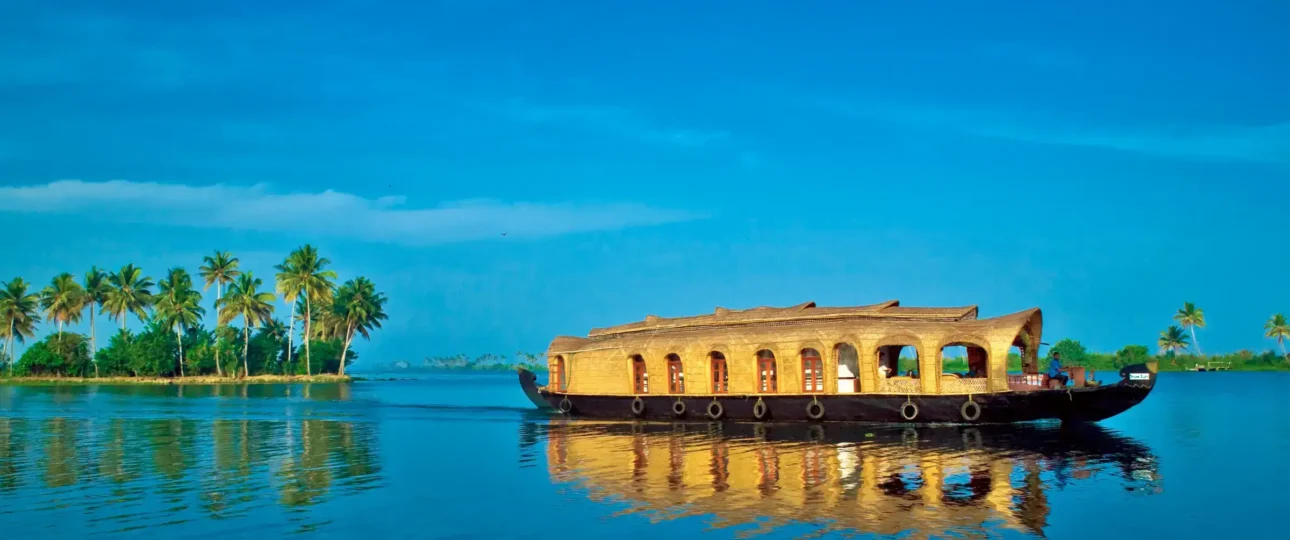 Why Kerala Is Famous for Tourism